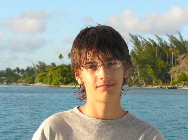 63- Romain et ses lunettes 
